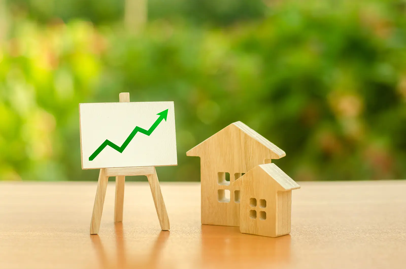 What Landlords Should Know about Escalation Clauses in Palm Coast